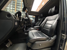 Cargar imagen en el visor de la galería, Mercedes-Benz G500 Blindada Modelo 2017