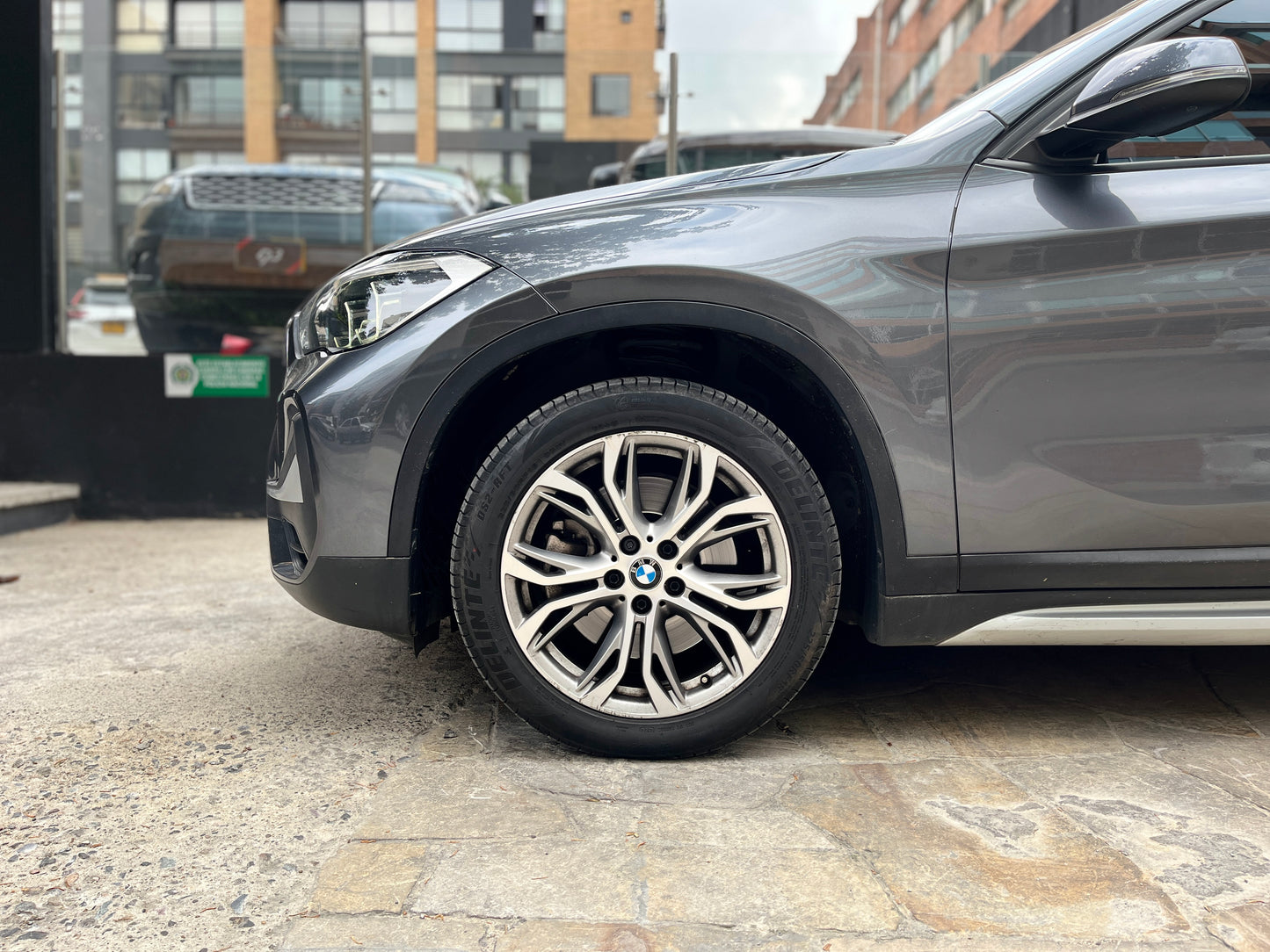 BMW X1 sDrive20i Modelo 2020 - Autos 93