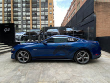 Cargar imagen en el visor de la galería, Ford Mustang GT Modelo 2023