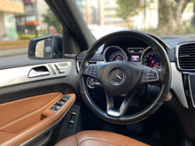 Cargar imagen en el visor de la galería, Mercedes-Benz GLS 500 4MATIC Modelo 2017
