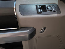 Cargar imagen en el visor de la galería, Ford F150 XLT Modelo 2017