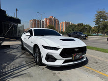 Cargar imagen en el visor de la galería, Ford Mustang GT Modelo 2025