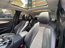 Cargar imagen en el visor de la galería, Mercedes-Benz E200 Modelo 2017