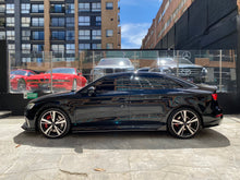 Cargar imagen en el visor de la galería, Audi RS3 Sedán Modelo 2018