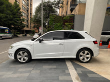 Cargar imagen en el visor de la galería, Audi A3 S-line Modelo 2015