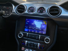 Cargar imagen en el visor de la galería, Ford Mustang Mach 1 Modelo 2022