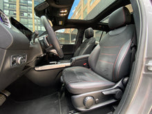 Cargar imagen en el visor de la galería, Mercedes-Benz GLB 200 Modelo 2024