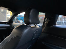 Cargar imagen en el visor de la galería, Ford Mustang Mach 1 Modelo 2022