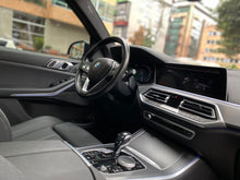 Cargar imagen en el visor de la galería, BMW X5 xDrive45E Modelo 2021