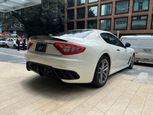 Cargar imagen en el visor de la galería, Maserati Gran Turismo MC Stradale Modelo 2011