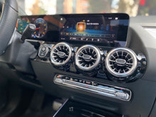 Cargar imagen en el visor de la galería, Mercedes-Benz GLA 200 Modelo 2022