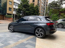 Cargar imagen en el visor de la galería, Audi A3 Sportback Modelo 2024