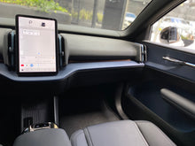 Cargar imagen en el visor de la galería, Volvo EX30 Recharge Plus Modelo 2024