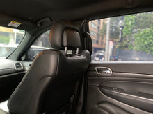 Cargar imagen en el visor de la galería, Jeep Grand Cherokee Laredo Modelo 2019