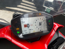Cargar imagen en el visor de la galería, Ducati Super Sport 950 Modelo 2022