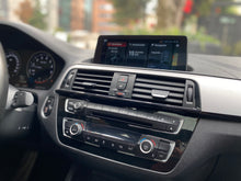 Cargar imagen en el visor de la galería, BMW M240I Coupé Modelo 2021