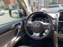 Cargar imagen en el visor de la galería, Lexus GX 460 Modelo 2022
