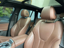 Cargar imagen en el visor de la galería, BMW X5 xDrive45E Modelo 2022