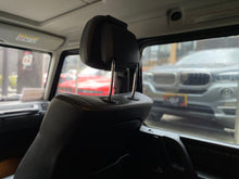 Cargar imagen en el visor de la galería, Mercedes-Benz G500 Blindada Modelo 2017