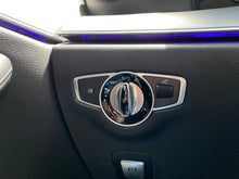 Cargar imagen en el visor de la galería, Mercedes-Benz E200 Modelo 2017