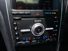 Cargar imagen en el visor de la galería, Ford Explorer Limited Blindado 2019