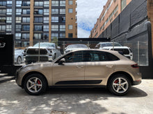 Cargar imagen en el visor de la galería, Porsche Macan Modelo 2015