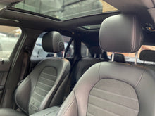 Cargar imagen en el visor de la galería, Mercedes-Benz GLC 300E Híbrido Modelo 2022
