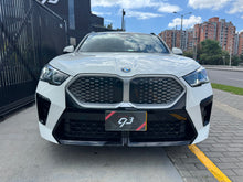 Cargar imagen en el visor de la galería, BMW iX2 XDrive30 M Modelo 2025