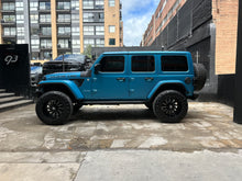 Cargar imagen en el visor de la galería, Jeep Wrangler Unlimited Modelo 2018