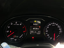 Cargar imagen en el visor de la galería, Audi RS3 Sedán Modelo 2018