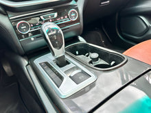 Cargar imagen en el visor de la galería, Maserati Ghibli Modelo 2015