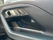 Cargar imagen en el visor de la galería, BMW 220I Coupé Modelo 2023