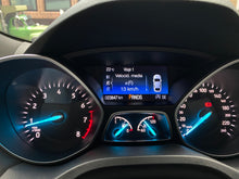 Cargar imagen en el visor de la galería, Ford Escape ST Line Modelo 2019