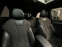 Cargar imagen en el visor de la galería, Audi A3 S-line Modelo 2015