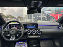 Cargar imagen en el visor de la galería, Mercedes-Benz AMG A35 4MATIC Híbrido Modelo 2023