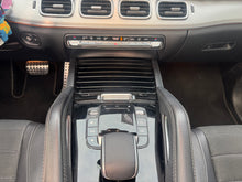 Cargar imagen en el visor de la galería, Mercedes-Benz GLE 450 4MATIC Híbrida Modelo 2021