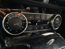 Cargar imagen en el visor de la galería, Mercedes-Benz G500 Blindada Modelo 2017