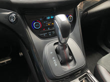 Cargar imagen en el visor de la galería, Ford Escape ST Line Modelo 2019