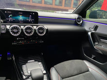 Cargar imagen en el visor de la galería, Mercedes-Benz AMG A35 4MATIC Modelo 2022