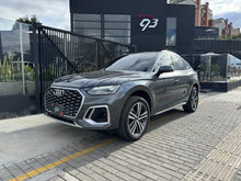 Cargar imagen en el visor de la galería, Audi Q5 Sportback Híbrida S-Line Modelo 2024