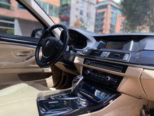 Cargar imagen en el visor de la galería, BMW 528I Modelo 2016