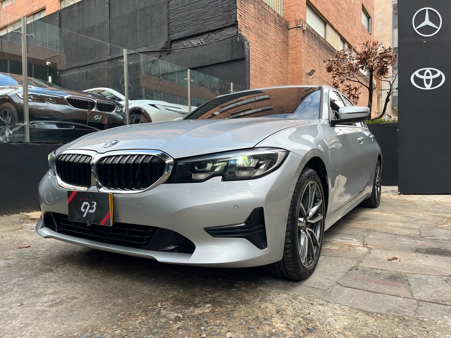 BMW 330e Modelo 2021