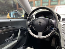 Cargar imagen en el visor de la galería, Maserati Gran Turismo MC Stradale Modelo 2011