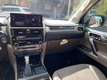 Cargar imagen en el visor de la galería, Lexus GX 460 Modelo 2022