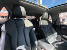 Cargar imagen en el visor de la galería, Audi A3 Sedan Modelo 2019