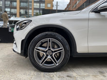 Cargar imagen en el visor de la galería, Mercedes-Benz GLC 300E Híbrido Modelo 2022