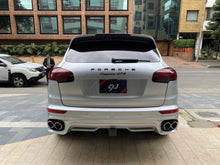Cargar imagen en el visor de la galería, Porsche Cayenne GTS Modelo 2016