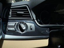 Cargar imagen en el visor de la galería, BMW 528I Modelo 2016