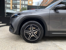 Cargar imagen en el visor de la galería, Mercedes-Benz EQB 350 4MATIC Modelo 2023