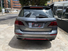 Cargar imagen en el visor de la galería, Mercedes-Benz GLE 250D 4MATIC Modelo 2017